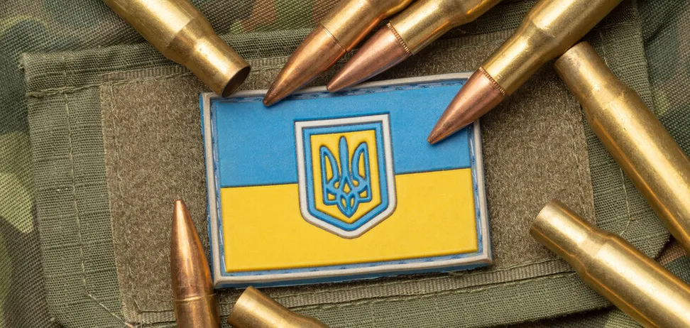Обкладинка новини Законопроєкт №13423-2 про "легалізацію корупції" в оборонній сфері: пом’якшена форма, ті самі загрози