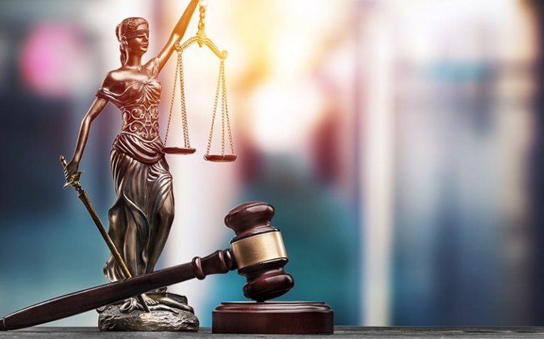 Обкладинка новини Замість ОАСК: Рада проголосувала за створення нових адмінсудів Обкладинка новини Замість ОАСК: Рада проголосувала за створення нових адмінсудів