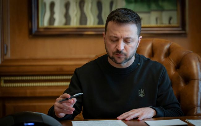 Обкладинка новини Скандальний закон, що обмежує незалежність НАБУ і САП, підписано Зеленським