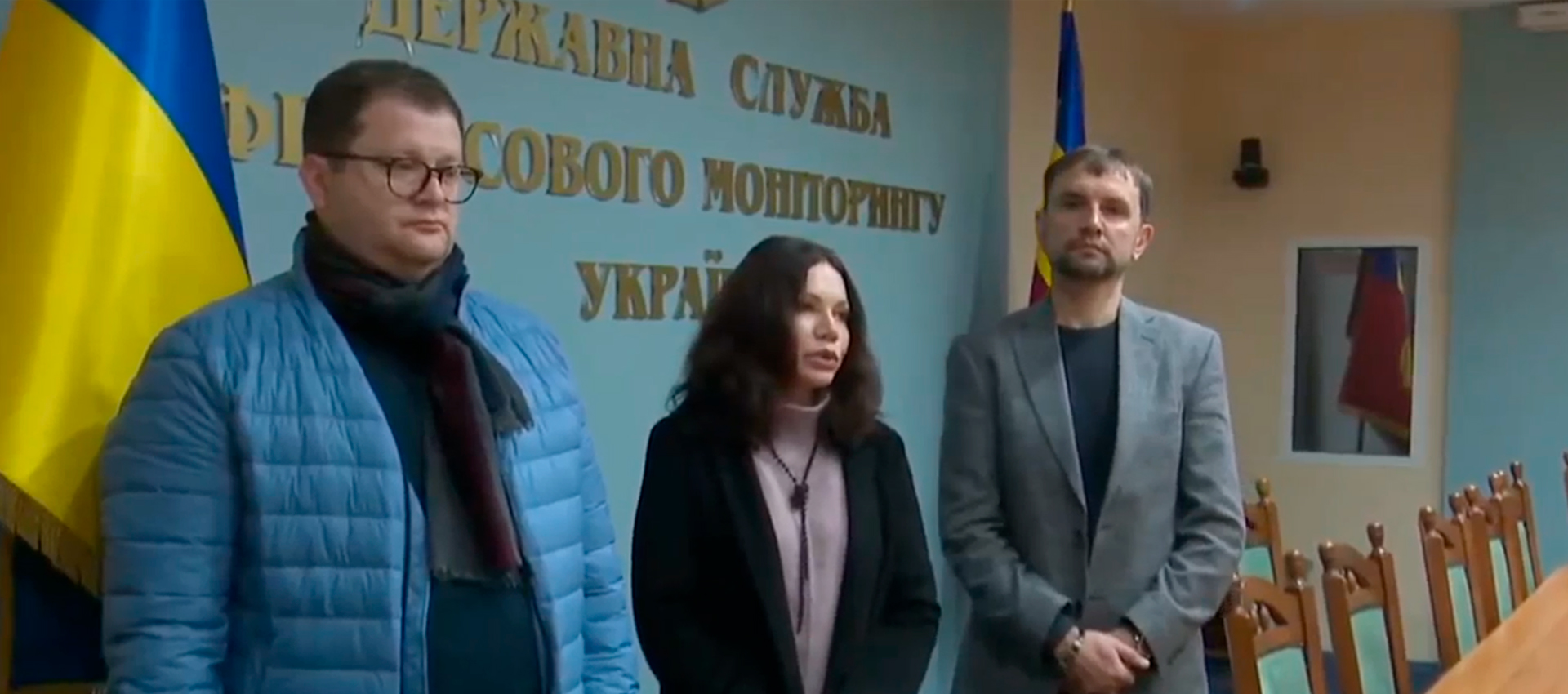 Обкладинка новини Депутати від "ЄС" вимагають відповіді від Держфінмоніторингу щодо санкцій проти Порошенка