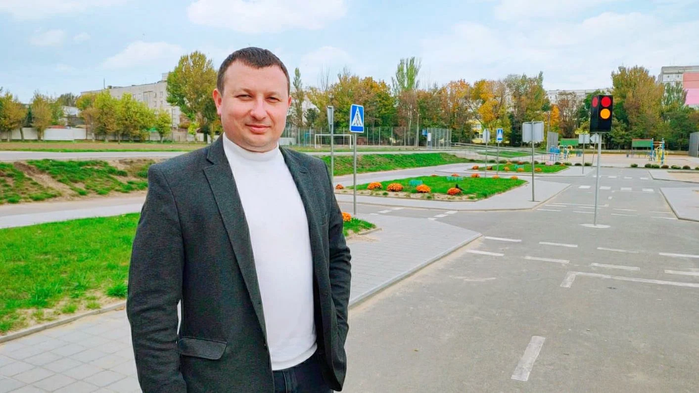 Обкладинка новини У Запорізькій облраді депутат Олексій Холод склав мандат