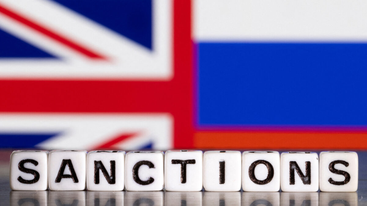 Обкладинка новини Британія оголосила про чергові жорсткі санкції проти росії