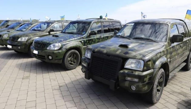 Обкладинка новини Рада спростила ввезення гуманітарного транспорту