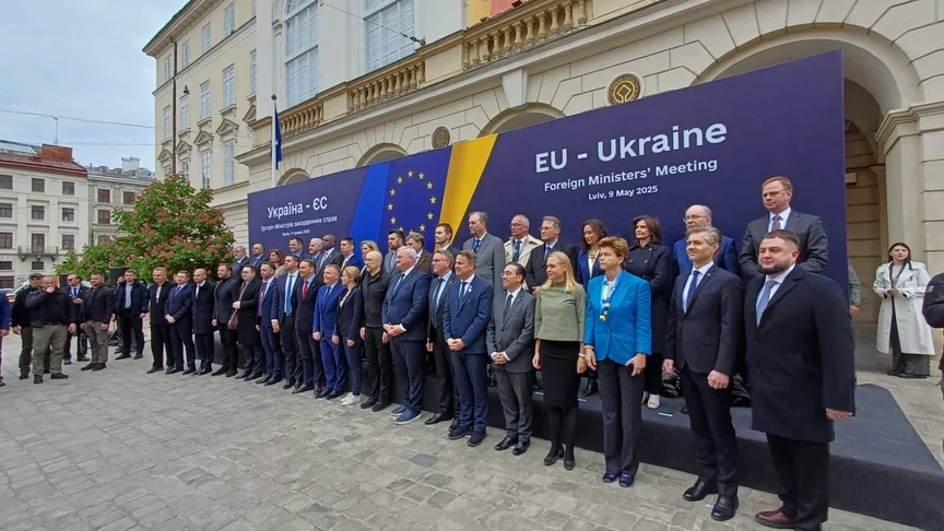 Обкладинка новини Країни ЄС дали "зелене світло" спецтрибуналу щодо агресії рф