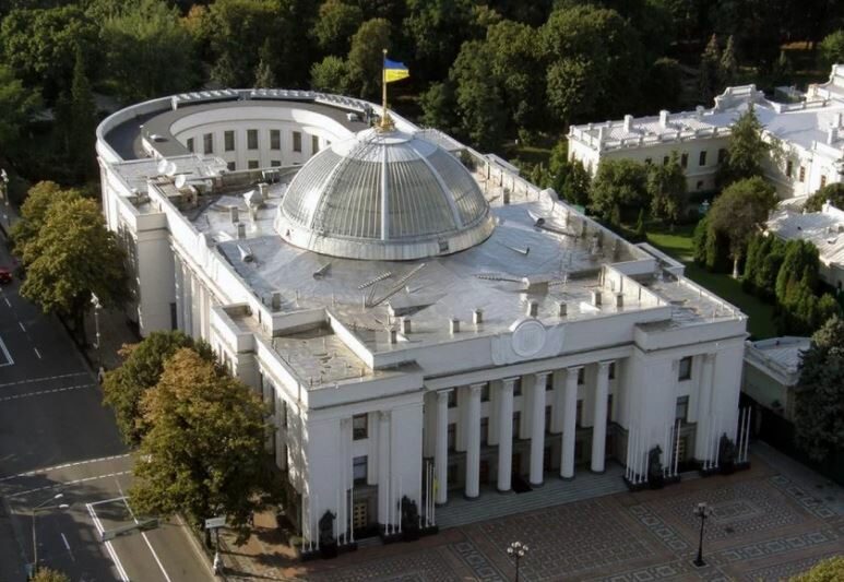 Обкладинка новини Рада хоче обмежити доступ до даних про нерухомість: журналісти не зможуть фіксувати корупцію